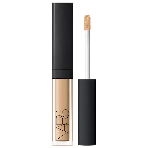 alt="NARS Radiant Creamy Concealer tube front view"