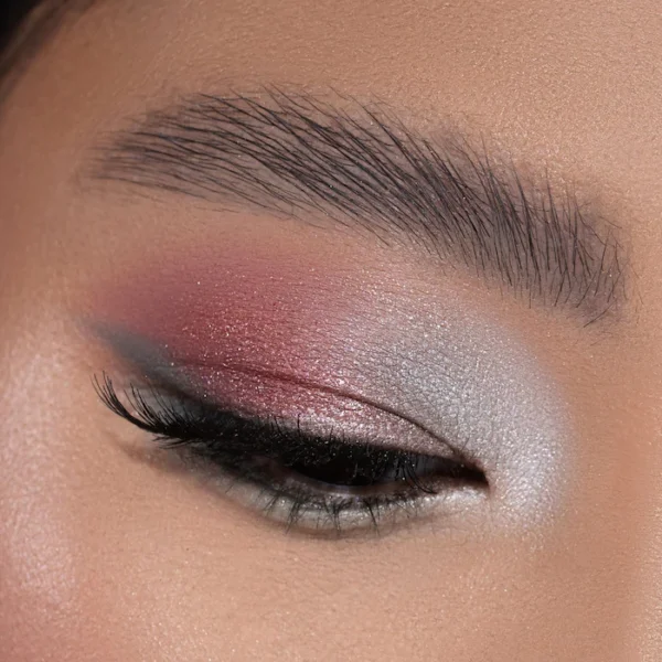 Natasha Denona Retro Glam Eyeshadow Palette Applying Shades